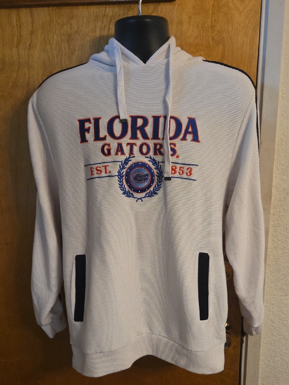 Florida Gators Gameday Couture Women's Down Pullover Hoodie Size Large Cream